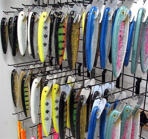 We have for sale some fishing lures all big stuff it&39;s all brand new we ship all over Canada musky, muskie, pike, bass any questions call or text me 1-226-500-6554 great Christmas gifts stocking. . Bigwood musky lures